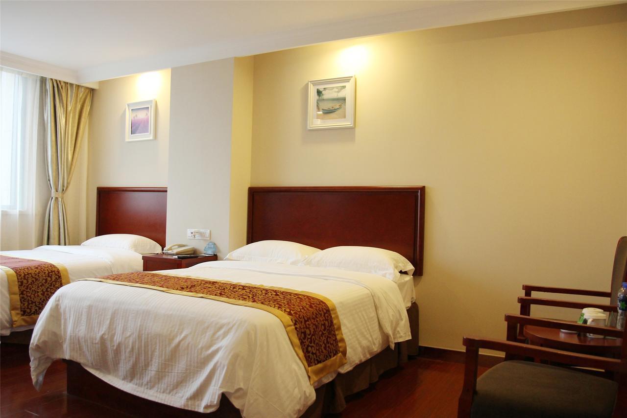 Greentree Inn Chengde Shuangluan District Xinhui Wan Business Hotel מראה חיצוני תמונה