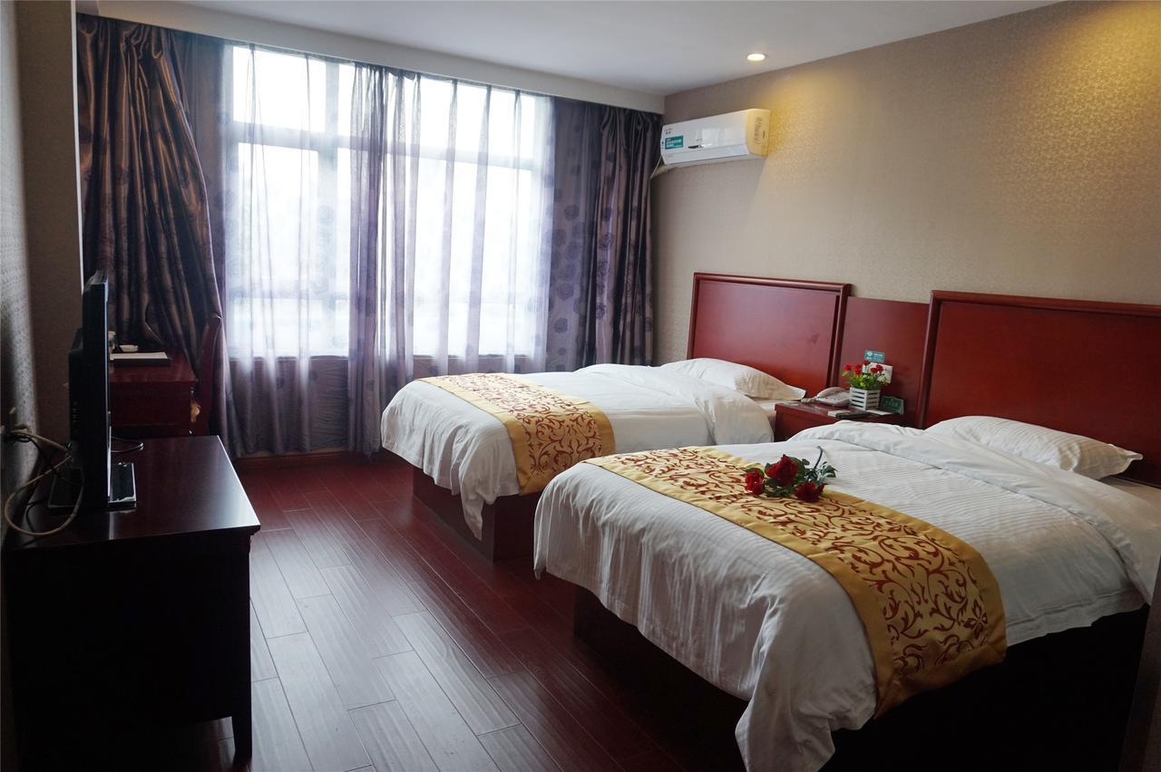 Greentree Inn Chengde Shuangluan District Xinhui Wan Business Hotel מראה חיצוני תמונה