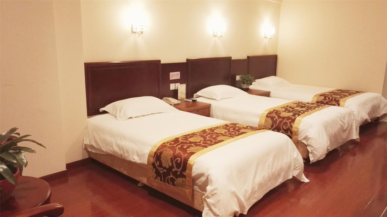 Greentree Inn Chengde Shuangluan District Xinhui Wan Business Hotel מראה חיצוני תמונה